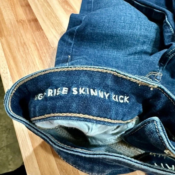 Women's American Eagle Size 2 Blue Jeans - Picture 8 of 8